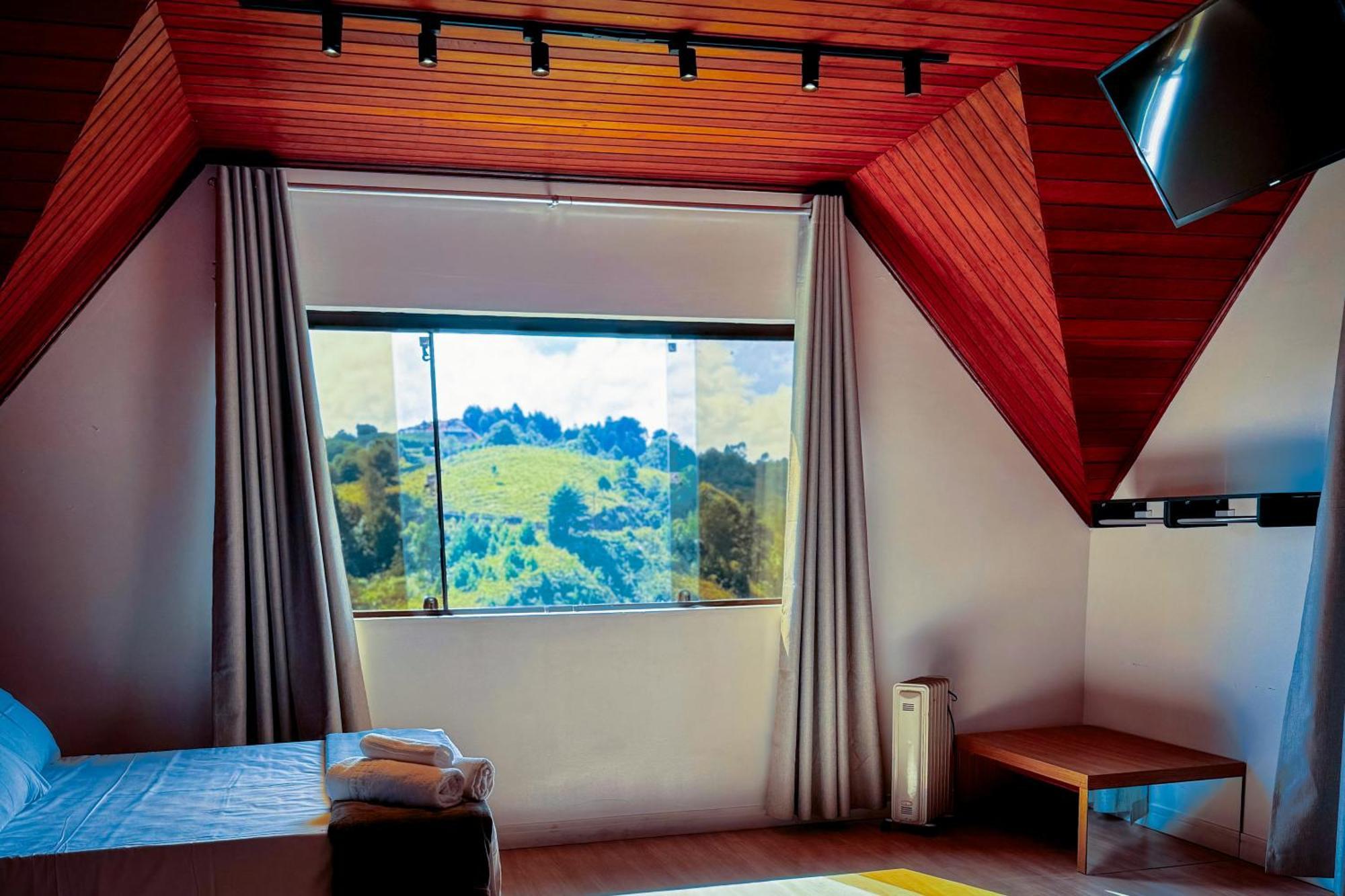 POUSADA CASA De CAMPOS MOUNTAIN HOUSE Campos do Jordão Kamer foto
